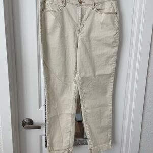 Nicole Miller Cream Straight Leg Jeans Timeless Elegance